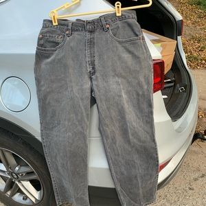 Levi 550  relaxed fitting 34x30 denim jeans black